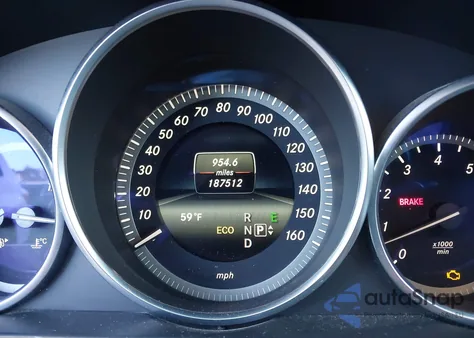 2014 Mercedes-Benz E 350 4Matic z USA, uszkodzony, nr VIN WDDHF8JB9EA880221